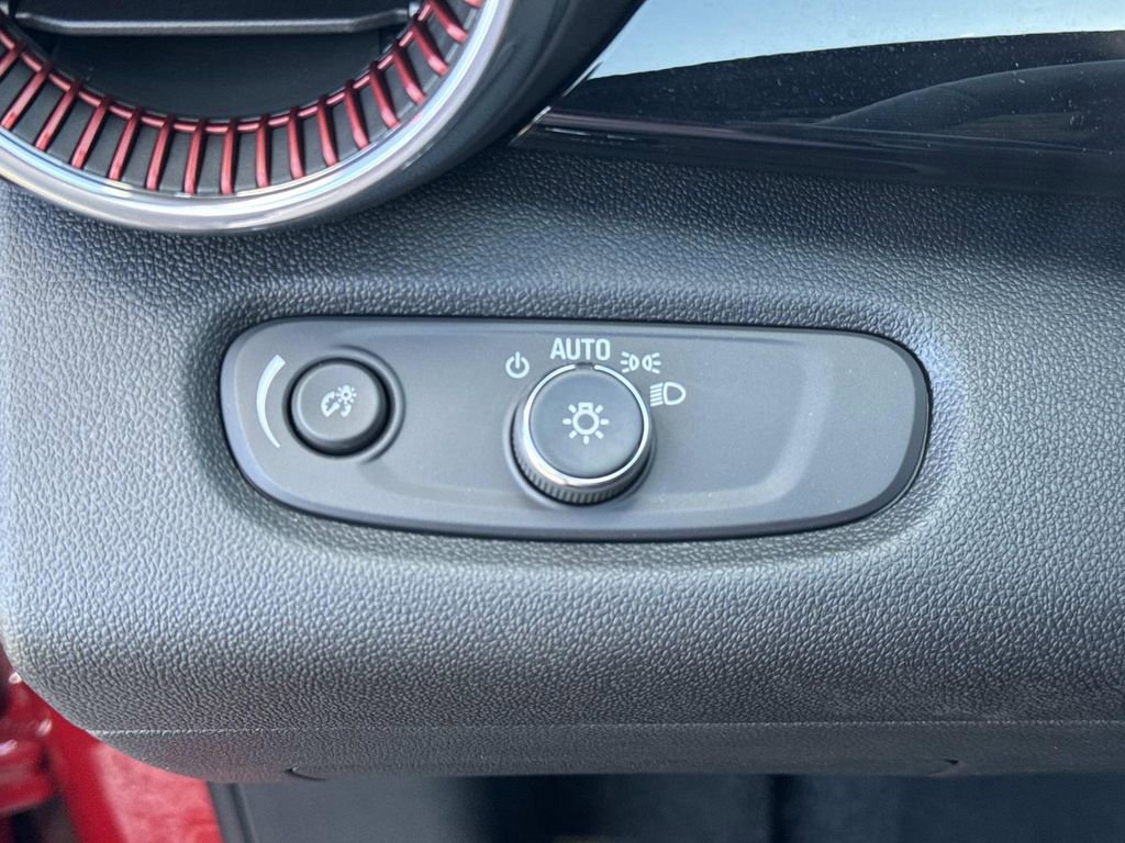 New 2026 Chevrolet Trax RS image 20