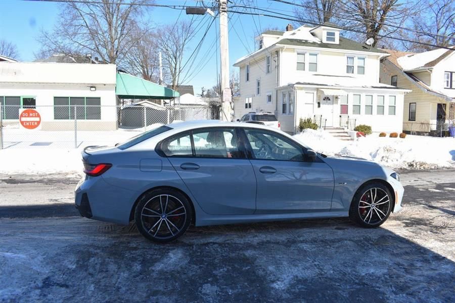 Used 2024 BMW 330e 330e iPerformance w/ Premium Package image 4