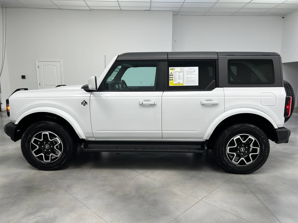 Used 2025 Ford Bronco Outer Banks AWD/4WD image 5