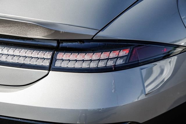 Certified 2025 Hyundai Ioniq 6 SEL image 10