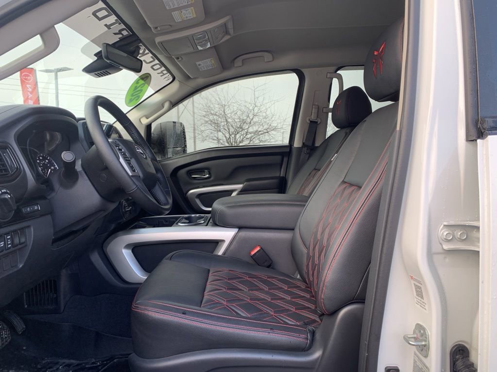 Certified 2023 Nissan Titan SV w/ SV Convenience Package image 11