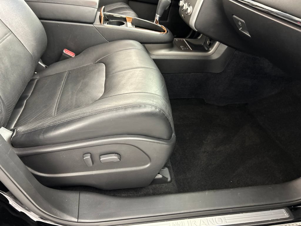 Used 2013 Nissan Murano LE w/ Platinum Pkg AWD/4WD image 31