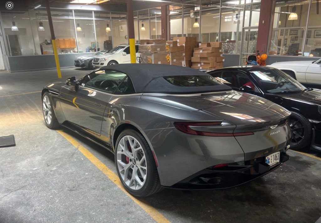 Used 2019 Aston Martin DB11 Volante RWD image 5