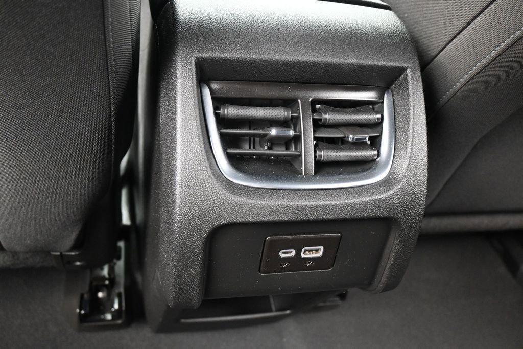 Used 2022 Chevrolet Blazer LT FWD image 33