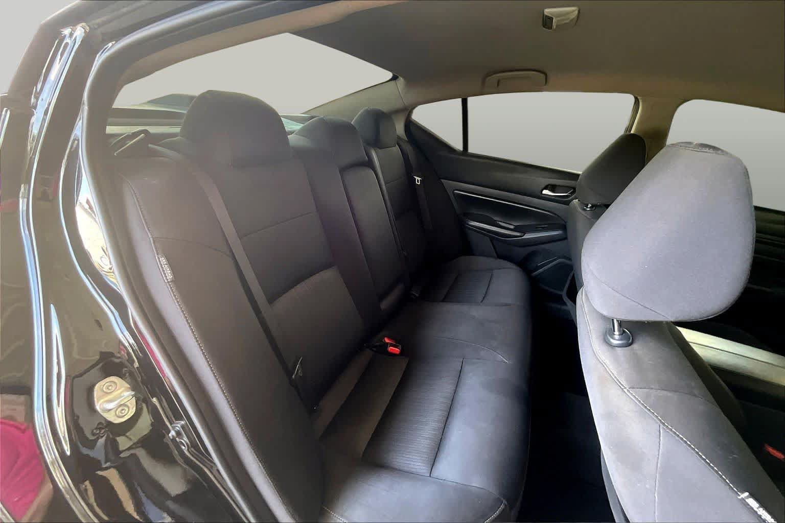 Used 2020 Nissan Altima 2.5 S FWD image 19