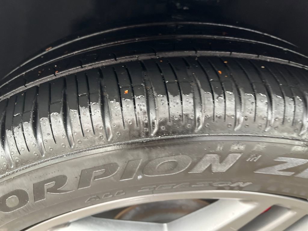 Used 2025 Ford Explorer ST-Line w/ ST-Line Street Pack image 29