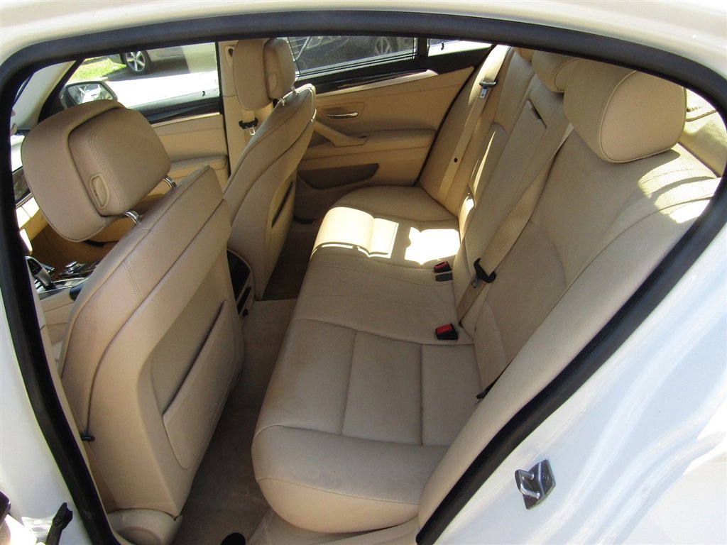 Used 2011 BMW 535i Sedan image 18