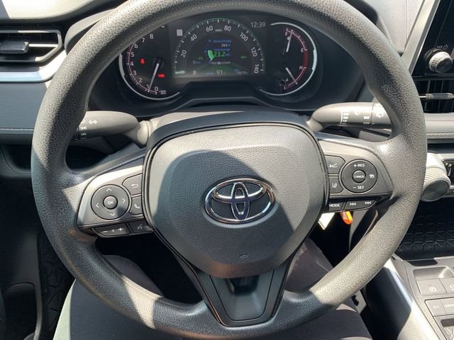 Used 2025 Toyota RAV4 LE FWD image 19