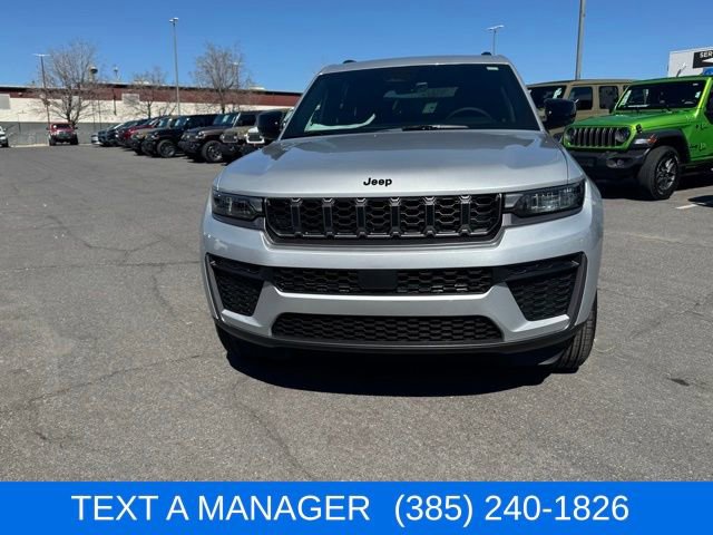 New 2026 Jeep Grand Cherokee Altitude image 8