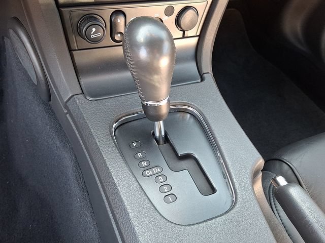 Used 2002 Ford Thunderbird RWD image 10