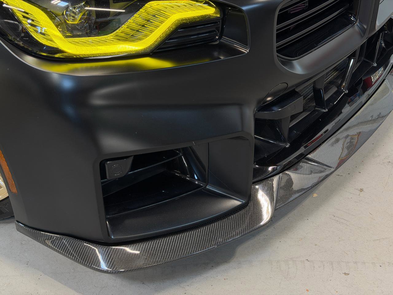 Used 2023 BMW M2 w/ Carbon Package RWD image 28