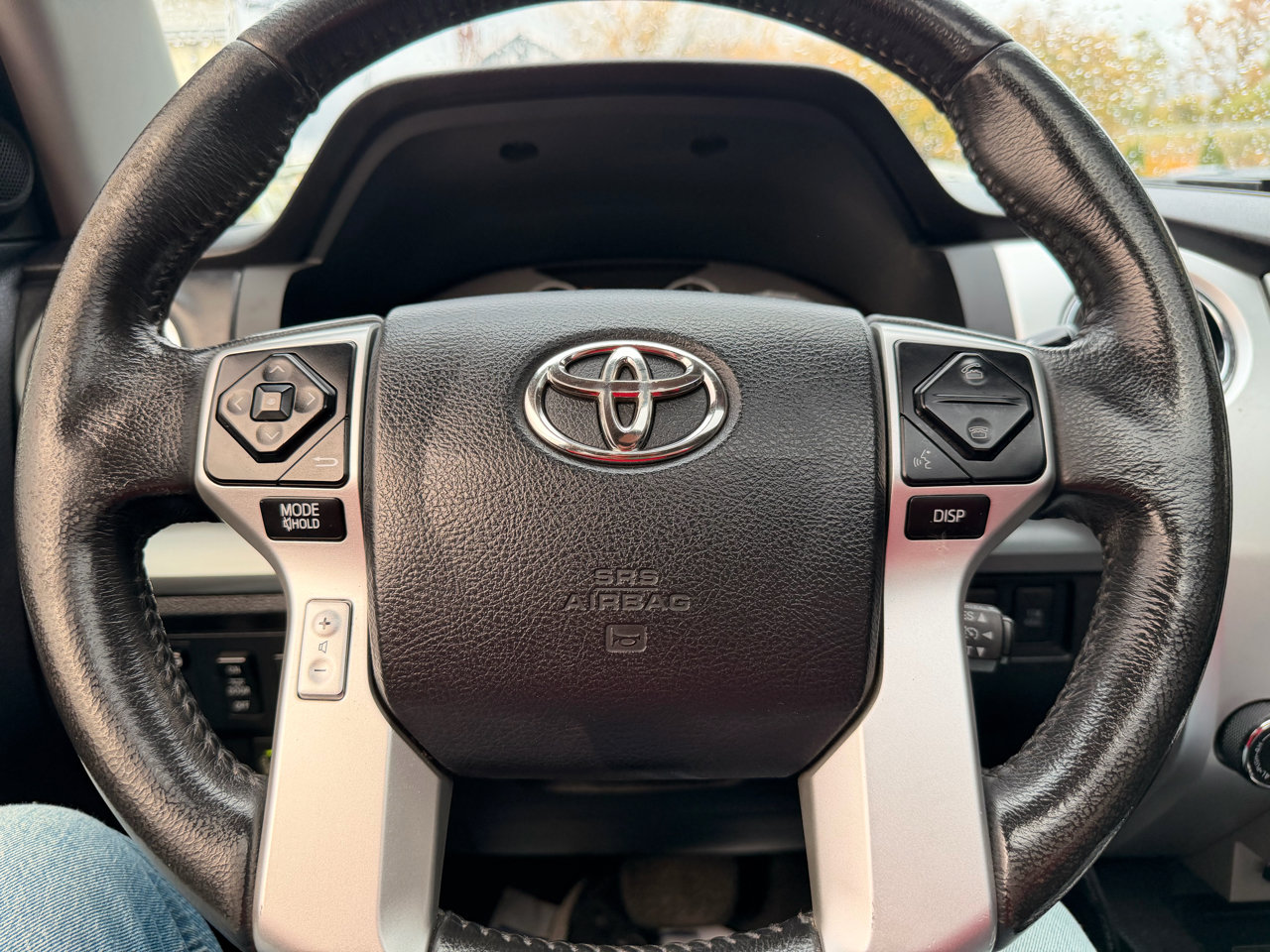 Used 2014 Toyota Tundra Platinum image 20