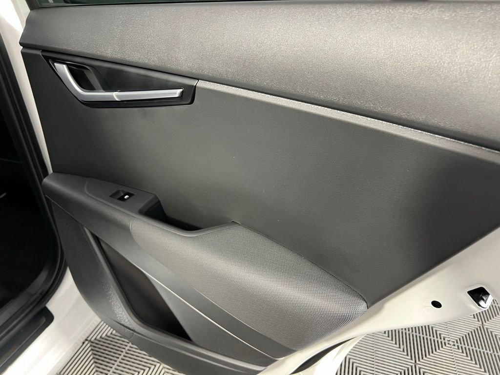 Used 2024 Kia Niro Wave image 33