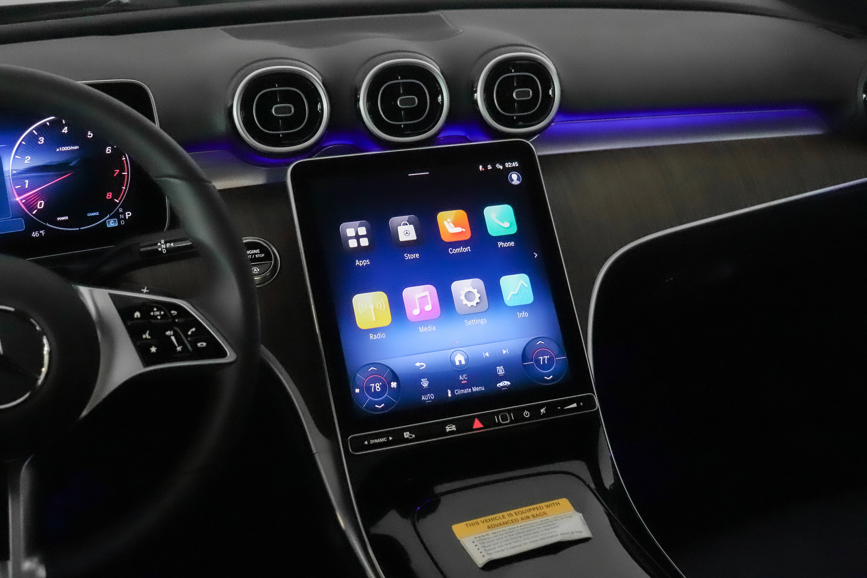 Used 2025 Mercedes-Benz C 300 4MATIC Sedan image 30