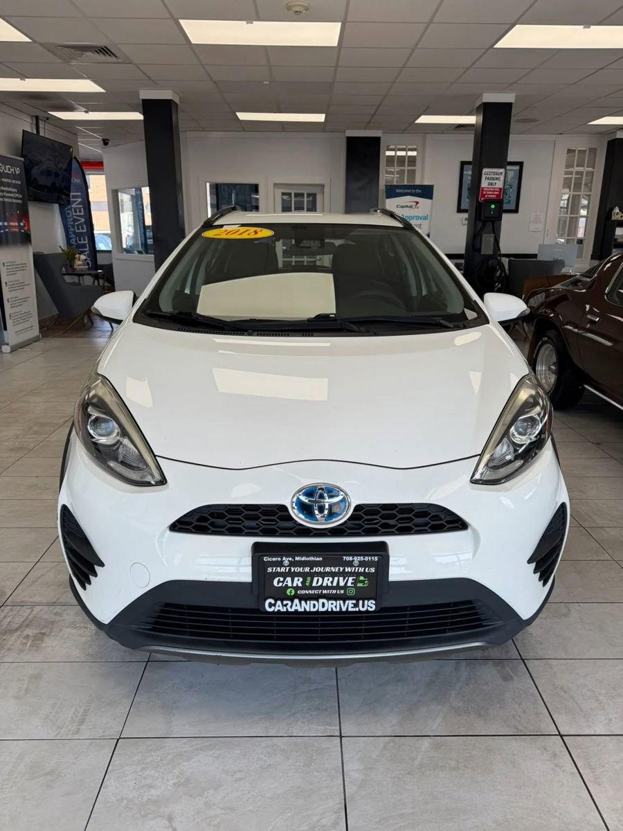 Used 2018 Toyota Prius C Two image 2