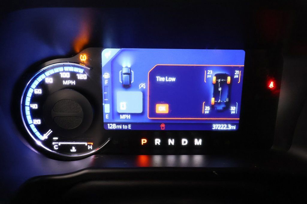 Used 2023 Ford Bronco Outer Banks image 4