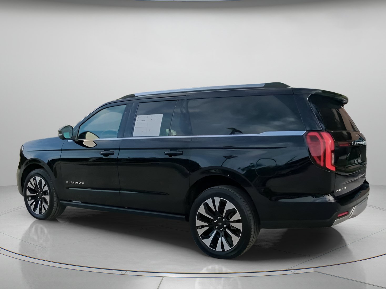 Certified 2025 Ford Expedition Max Platinum w/ Driver's Package AWD/4WD image 19