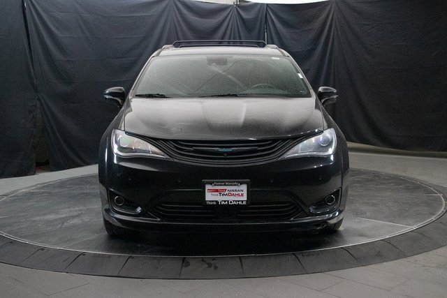 Used 2019 Chrysler Pacifica Limited w/ Advanced Safetytec Group image 4