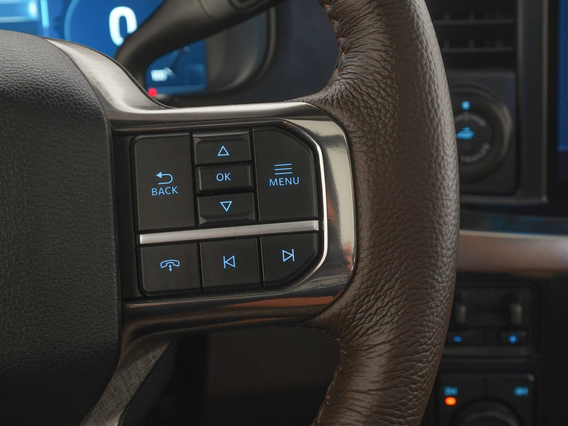 Used 2025 Ford F450 King Ranch w/ Snow Plow/Camper Package image 21