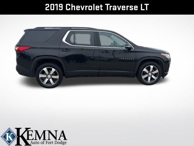 Used 2019 Chevrolet Traverse LT w/ LT Premium Package AWD/4WD image 9