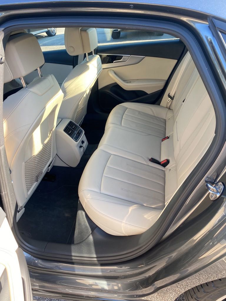 Used 2023 Audi A4 2.0T Premium Plus image 7