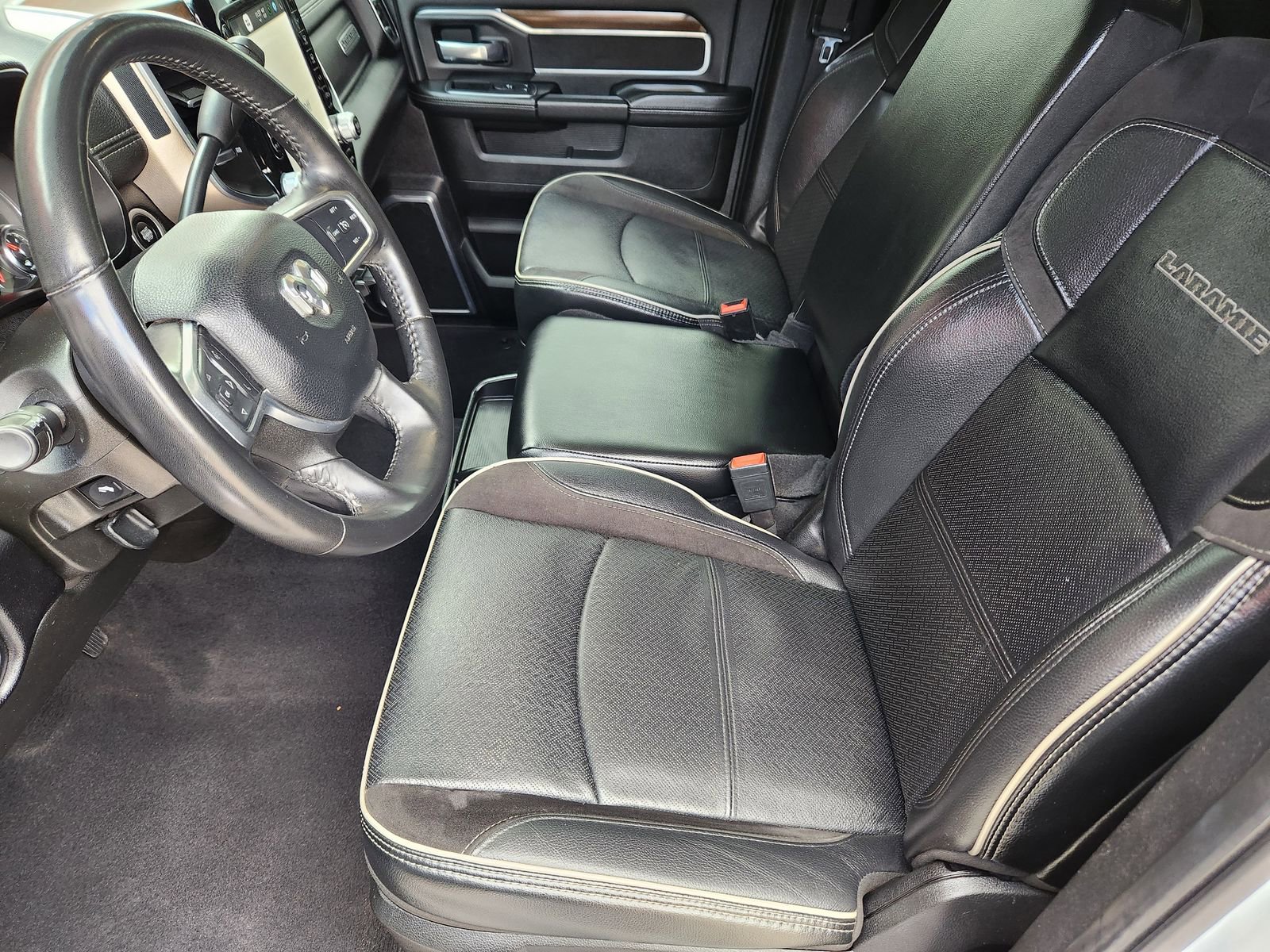 Used 2024 RAM 2500 Laramie image 16