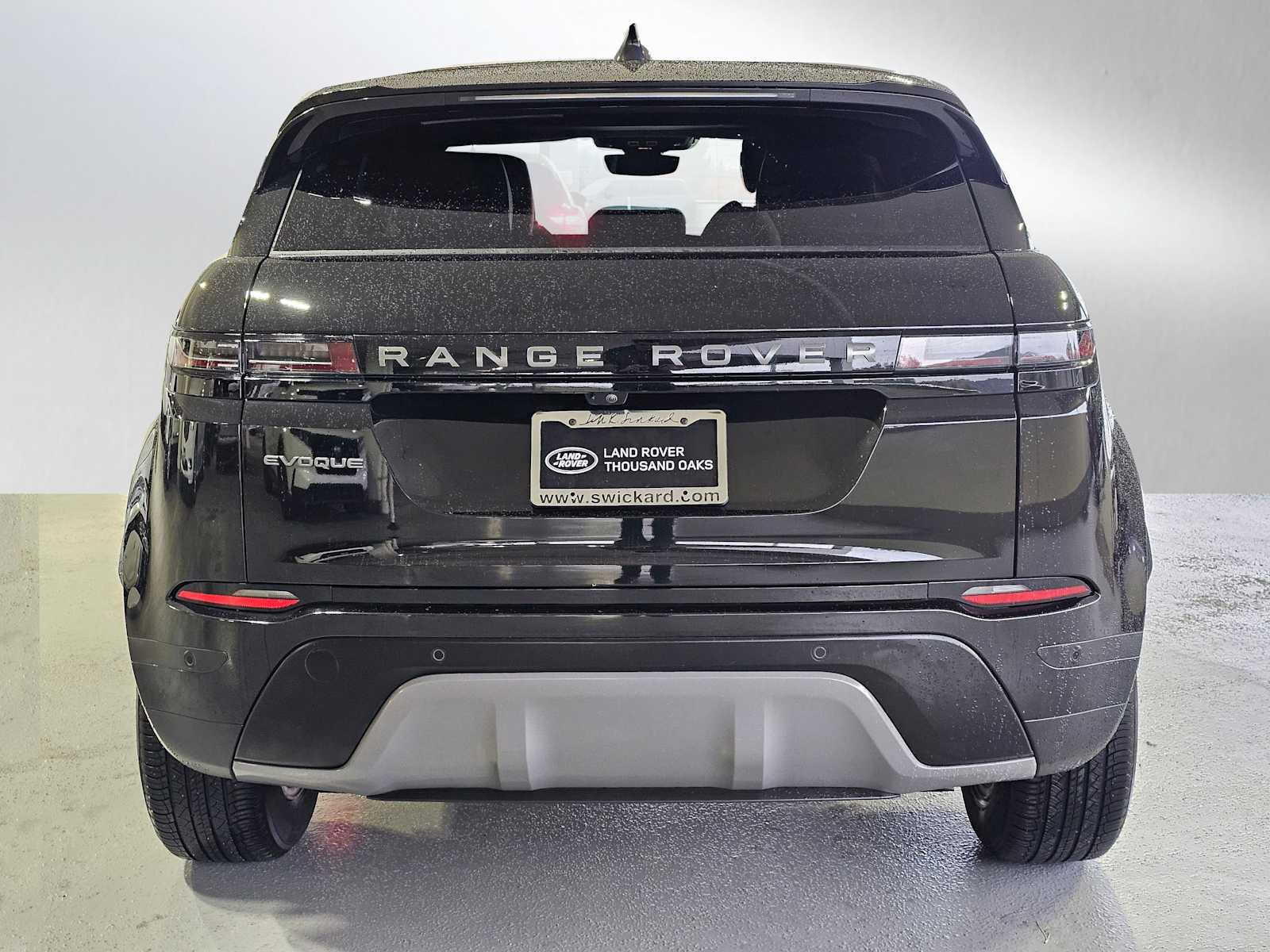Used 2024 Land Rover Range Rover Evoque S image 4