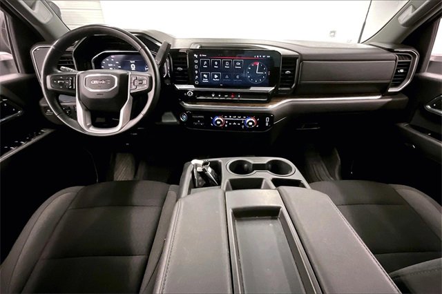 Used 2024 GMC Sierra 3500 SLE w/ SLE Value Package image 15