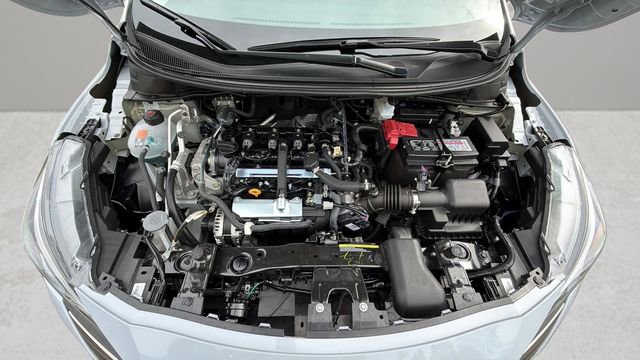 Used 2025 Nissan Versa SR w/ Trunk Package FWD image 31