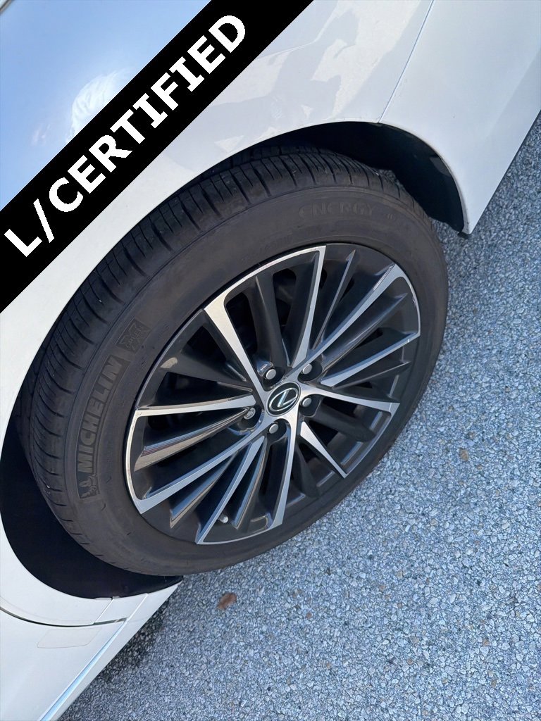 Used 2024 Lexus ES 350 w/ Premium Package image 12