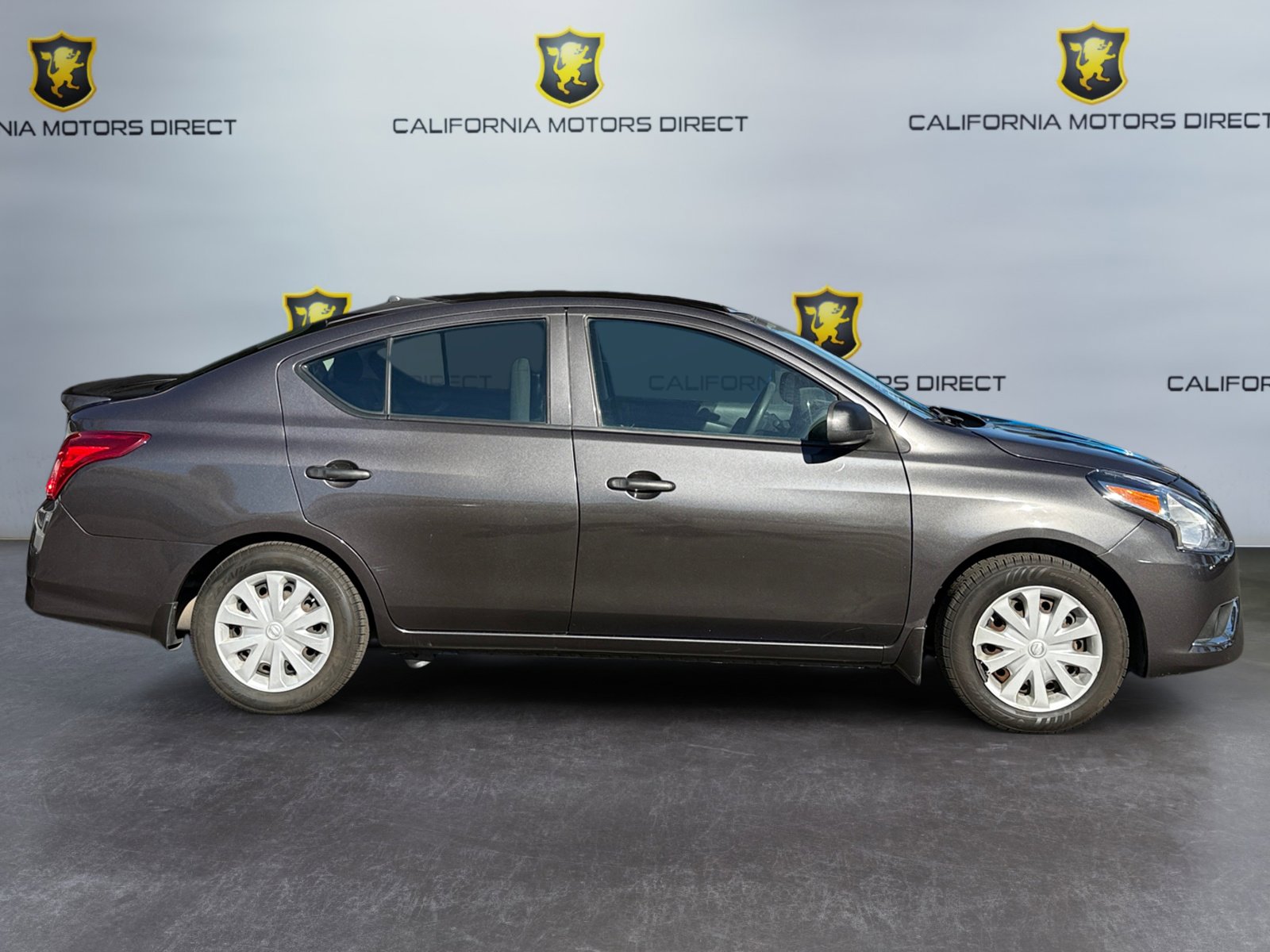 Used 2015 Nissan Versa S Plus image 6