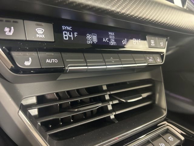 New 2026 Audi RS e-tron GT performance image 32