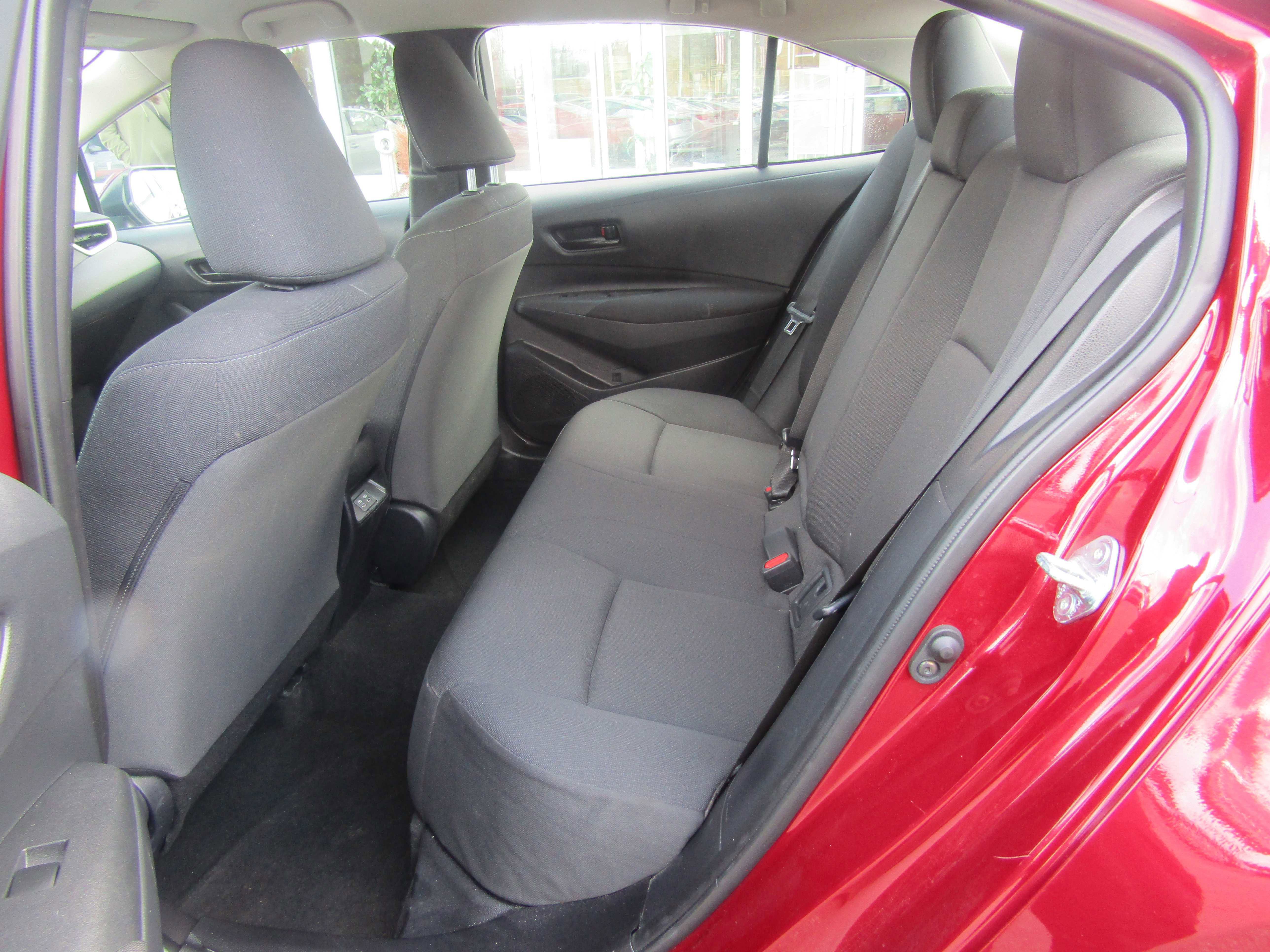 Used 2025 Toyota Corolla LE image 14