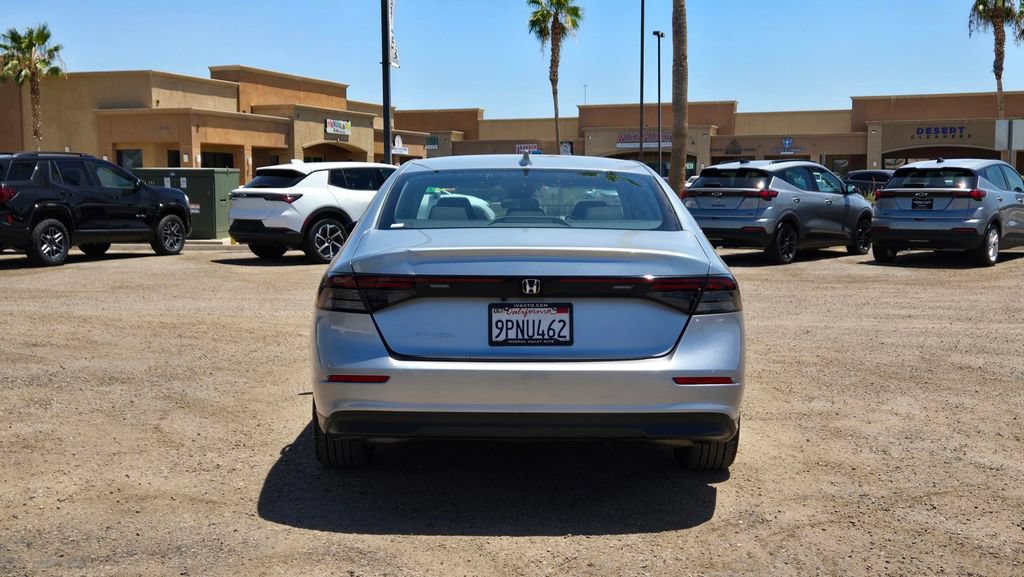 Used 2025 Honda Accord LX image 5