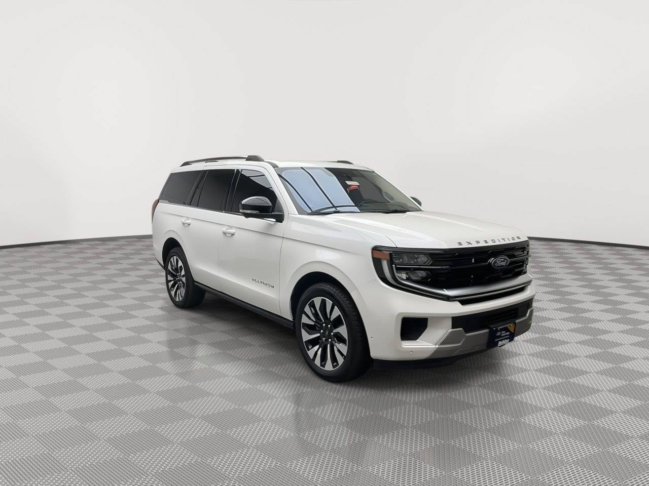 Certified 2025 Ford Expedition Platinum w/ Driver's Package AWD/4WD image 41