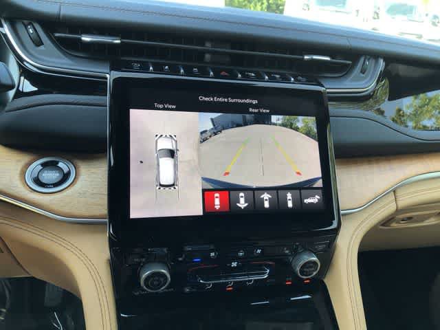 Certified 2022 Jeep Grand Cherokee Summit AWD/4WD image 26