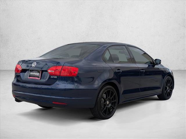 Used 2011 Volkswagen Jetta SE image 5