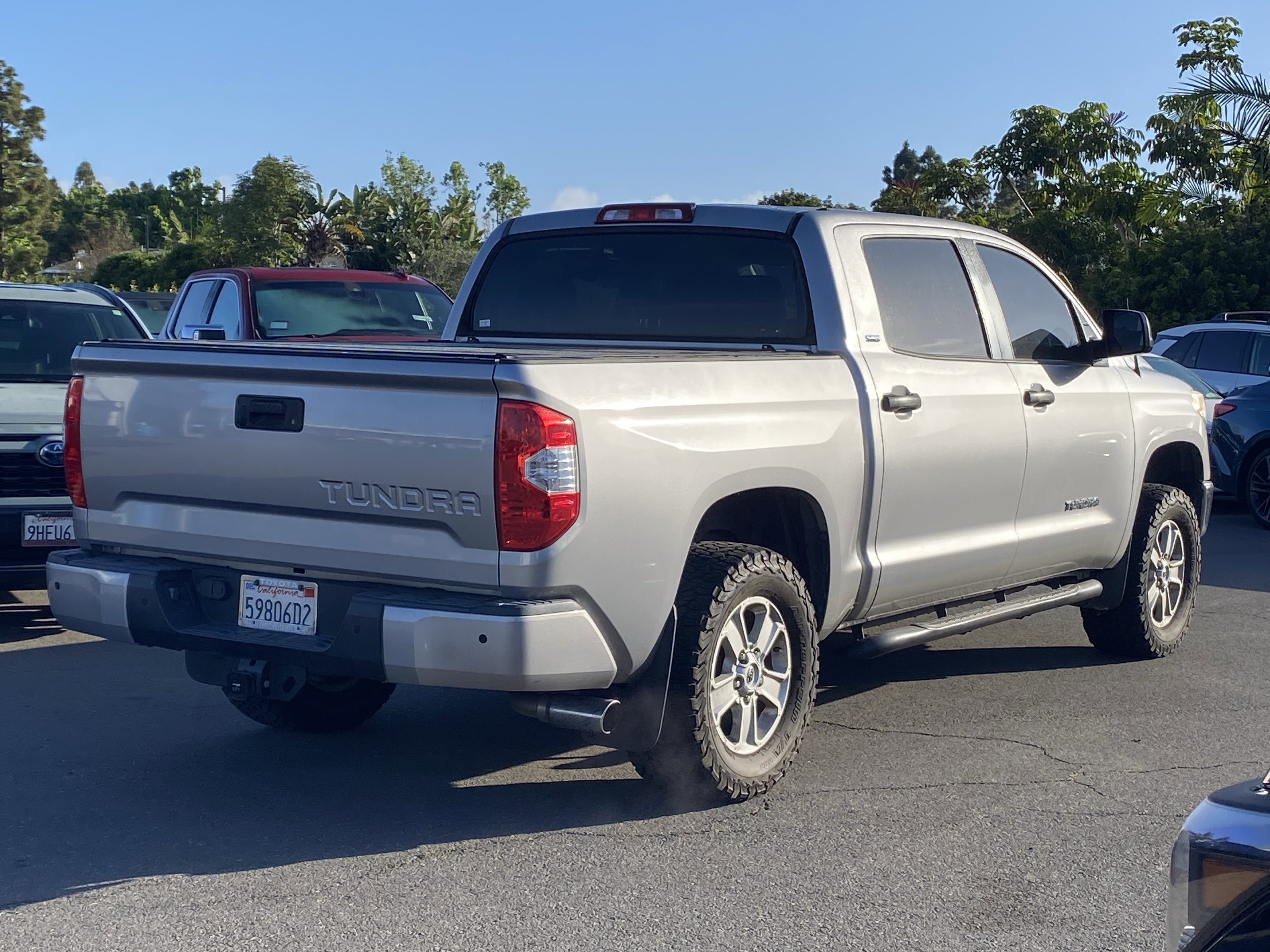 Certified 2017 Toyota Tundra SR5 image 3
