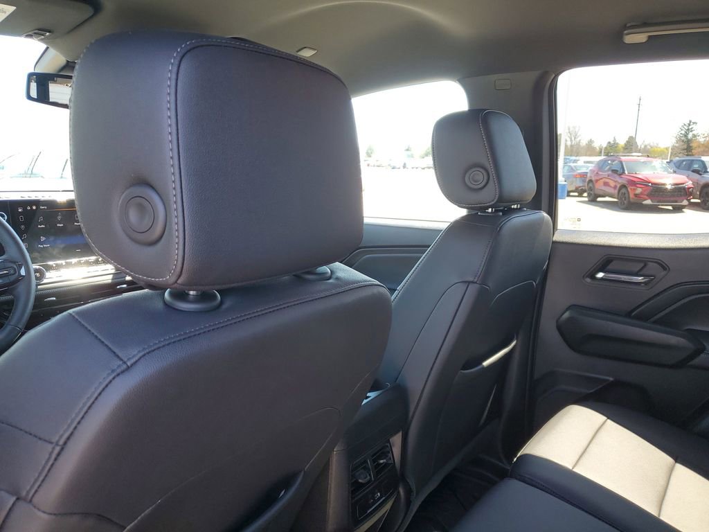 Used 2023 Chevrolet Colorado LT w/ LT Convenience Package III image 27