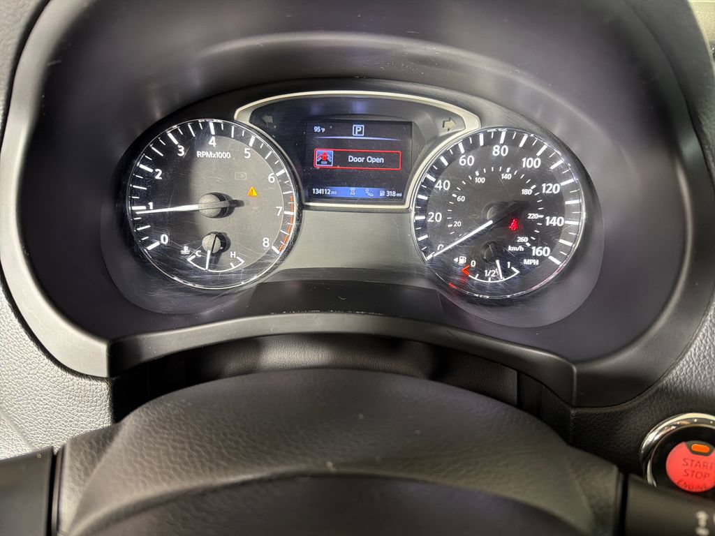 Used 2018 Nissan Altima 2.5 SV FWD image 11