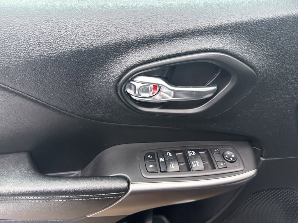 Used 2021 Jeep Cherokee Latitude Lux image 19