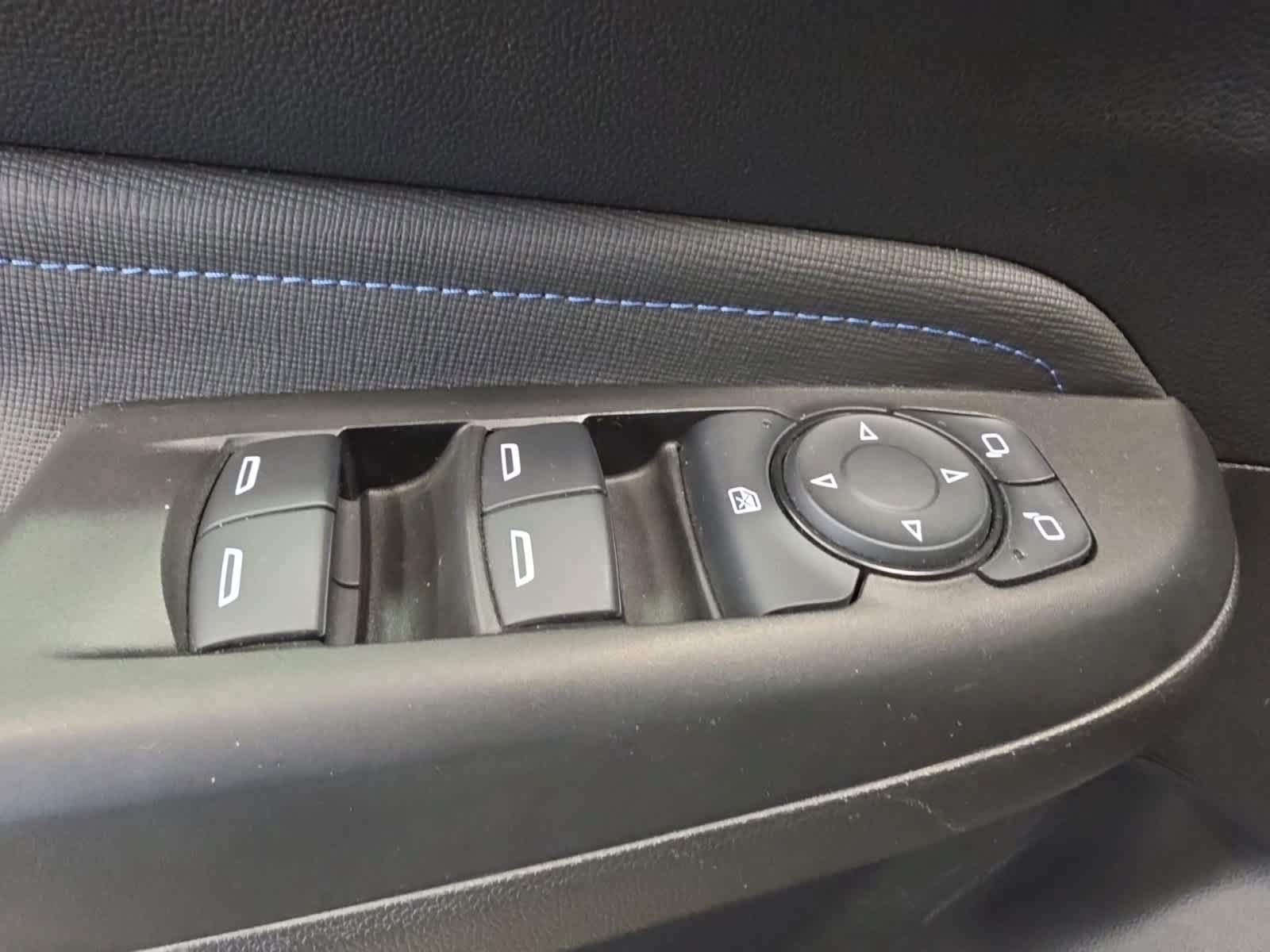 Used 2024 Buick Envista Sport Touring w/ Convenience I Package FWD image 19