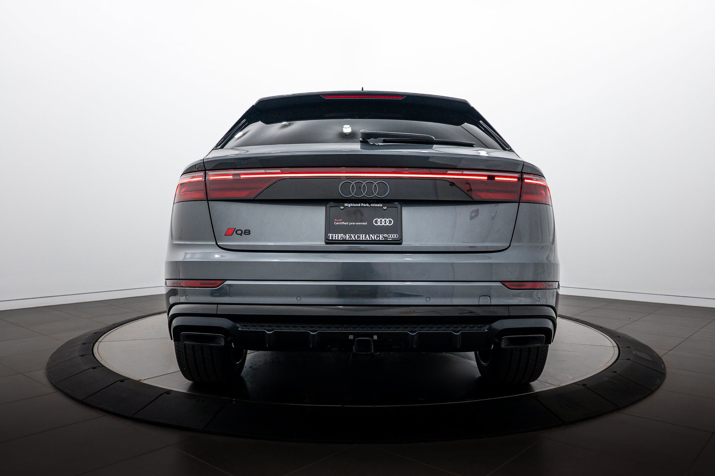 Certified 2025 Audi Q8 Premium Plus AWD/4WD image 22