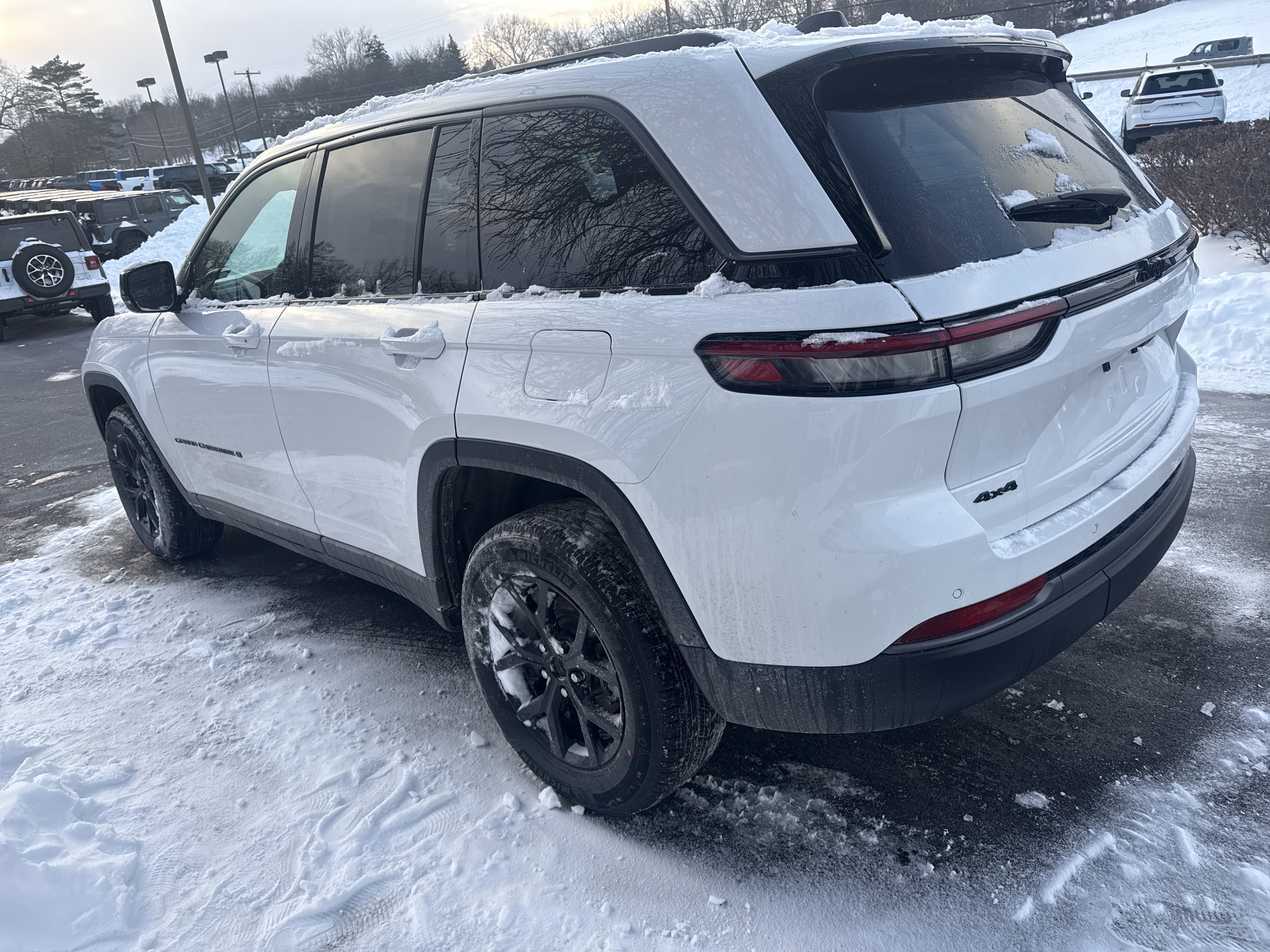 New 2026 Jeep Grand Cherokee Altitude AWD/4WD image 6