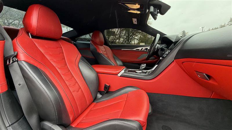 Used 2019 BMW M850i xDrive Coupe w/ M Carbon Exterior Package AWD/4WD image 55