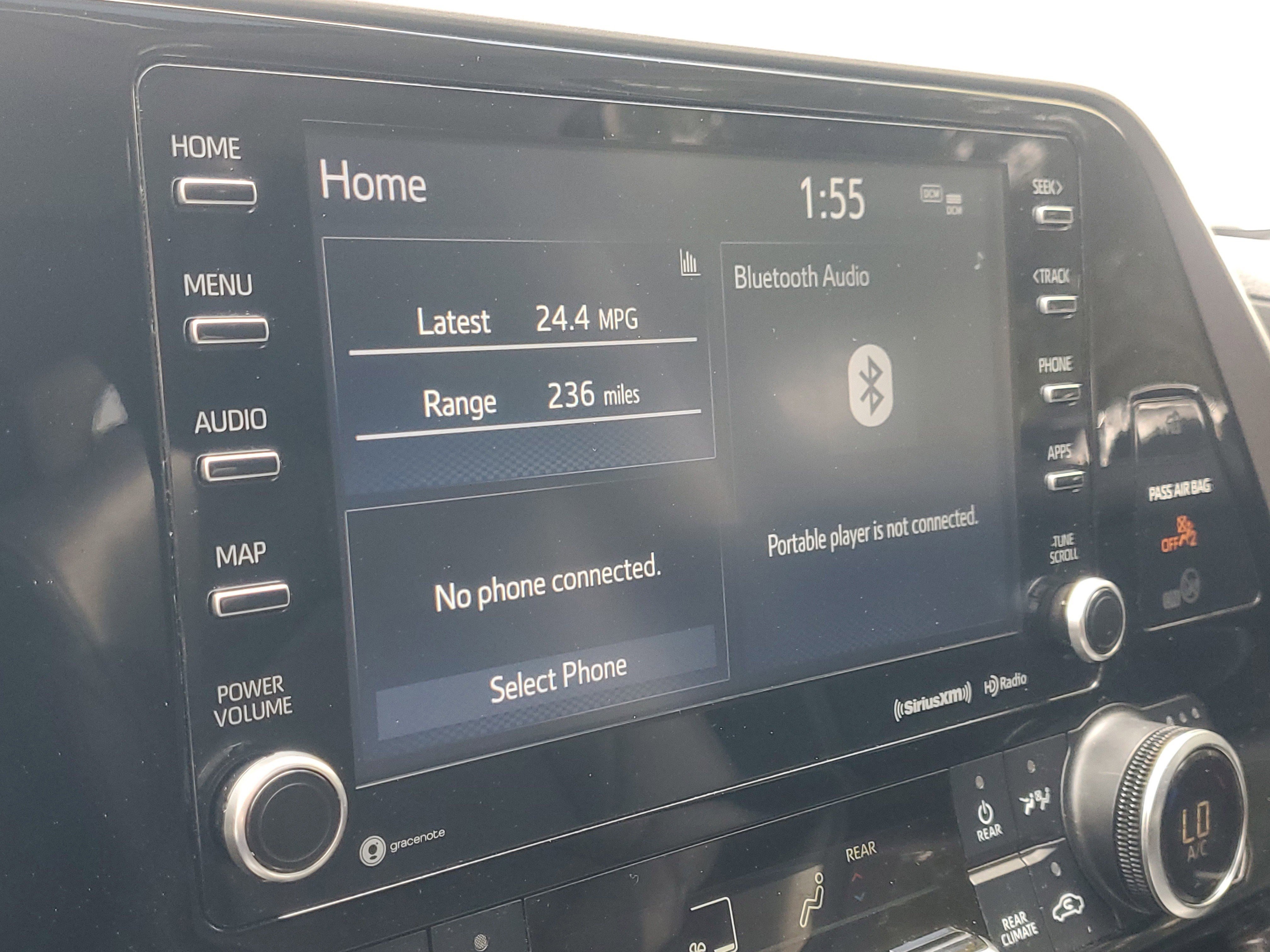 Used 2022 Toyota Highlander XLE AWD/4WD image 28