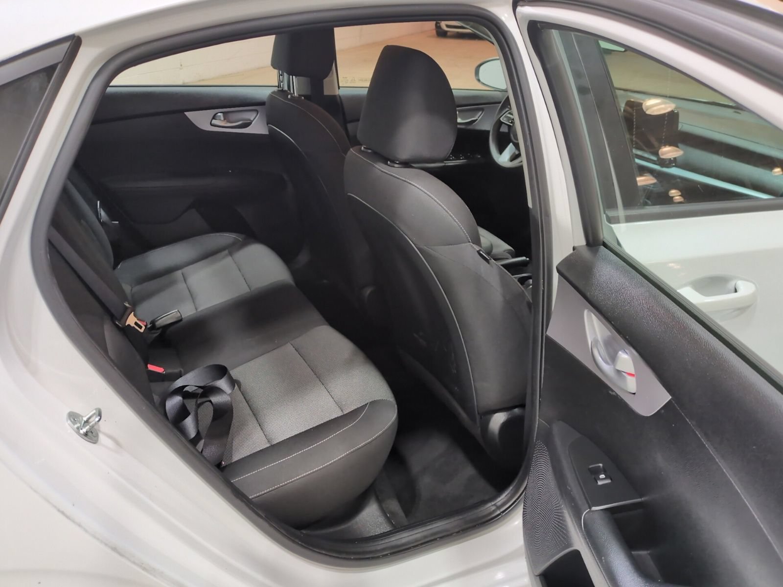 Certified 2023 Kia Forte LXS w/ LXS Technology Package FWD image 11