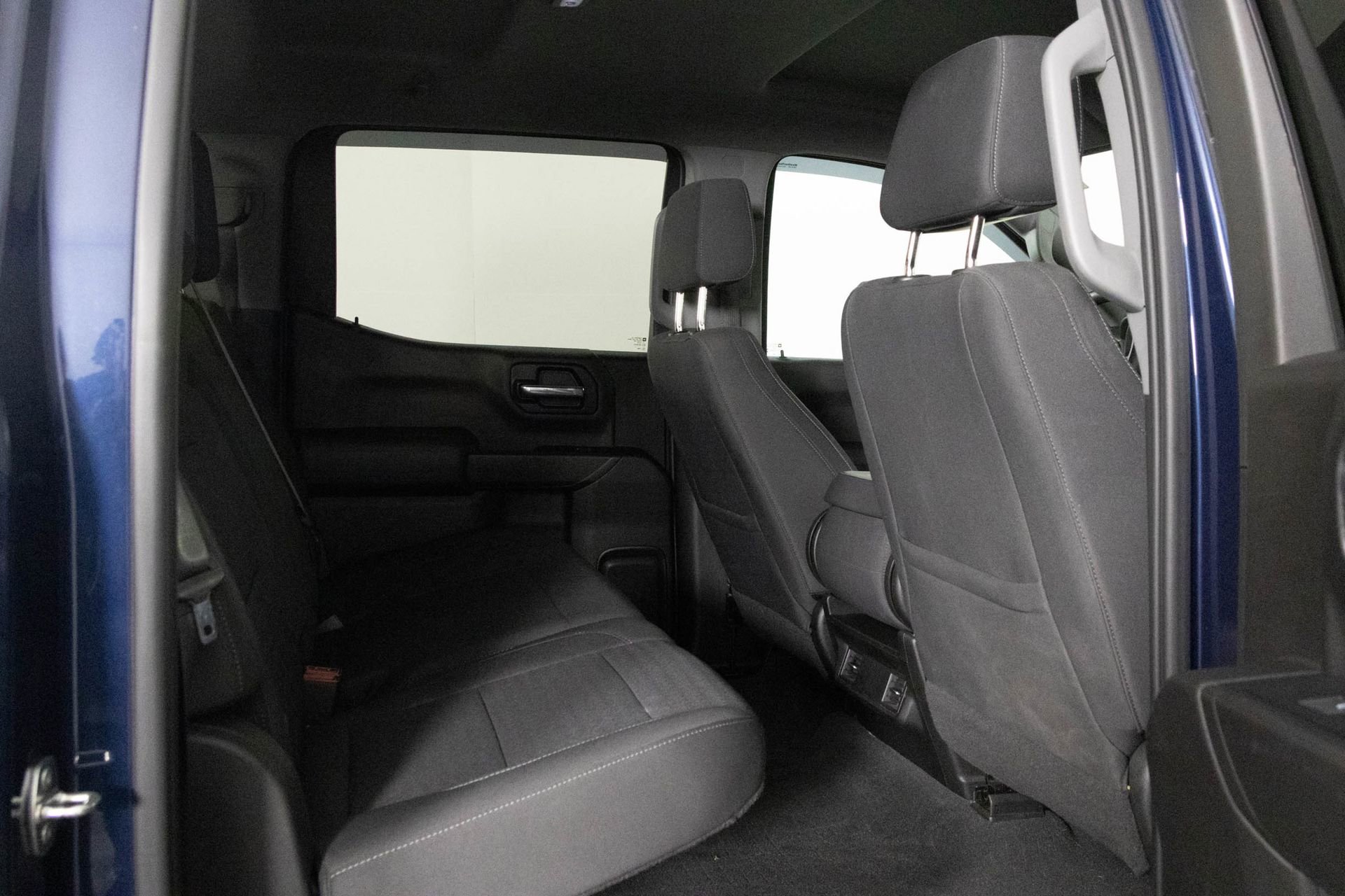Used 2022 Chevrolet Silverado 1500 Custom image 37