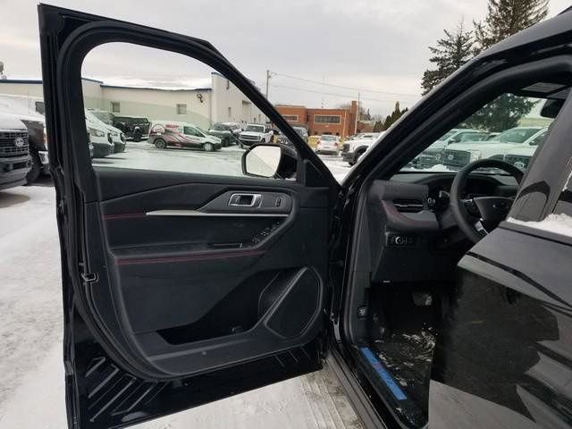 New 2026 Ford Explorer ST-Line w/ ST-Line Street Pack image 11