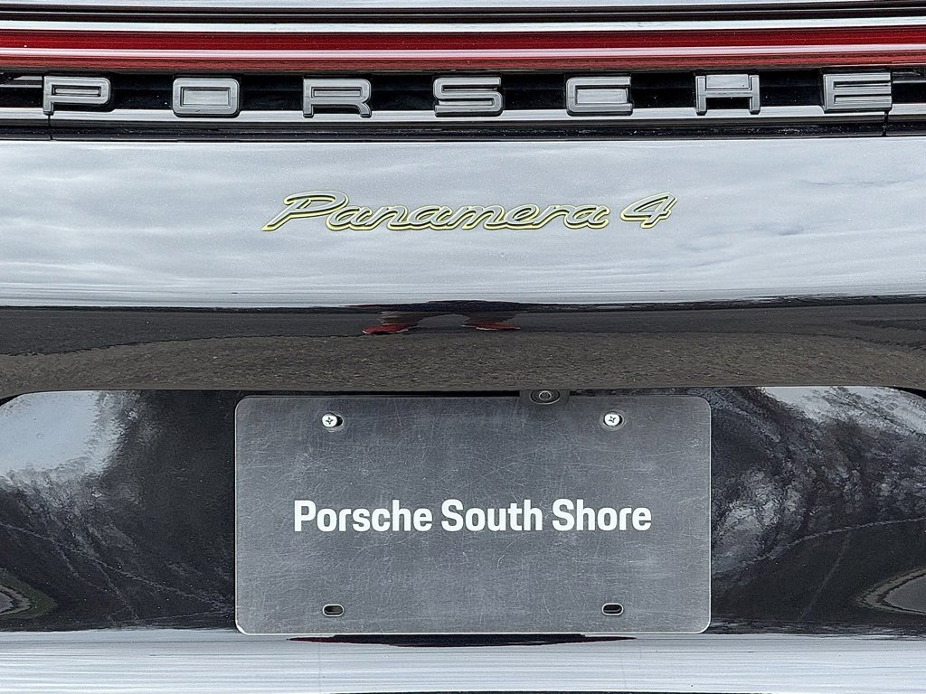 Used 2023 Porsche Panamera 4 image 25